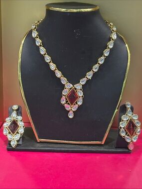 Elegant Gold-Tone Necklace & Earring Set with Red Center Stones
